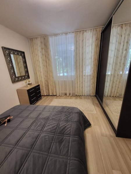Berceni, Izvorul Crisului, centrala proprie, parcare, pet friendly, ANAF