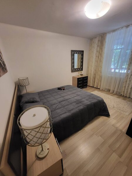 Berceni, Izvorul Crisului, centrala proprie, parcare, pet friendly, ANAF